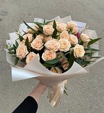 Букет Кремовые розы Латте в Трубачеевке